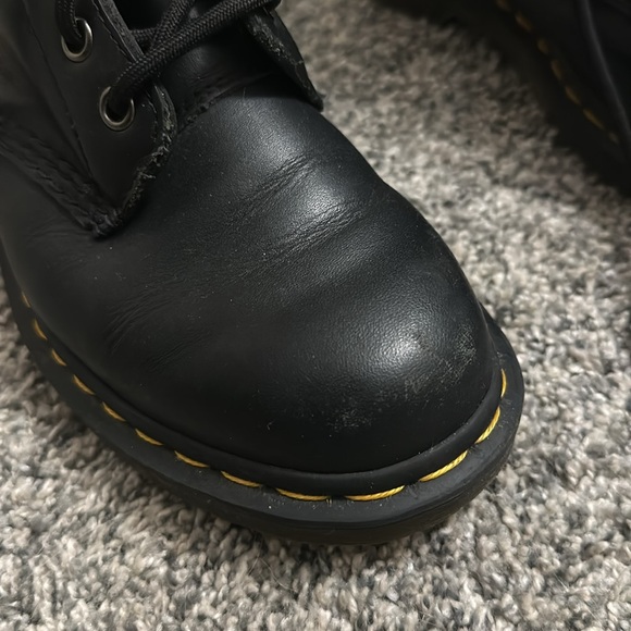 1460 WOMEN'S SMOOTH LEATHER LACE UP BOOTS - Picture 3 of 8